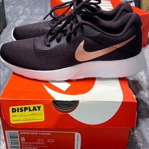 Women’s Nike  Sneakers